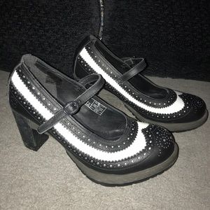 Dr Martens Orla black heels